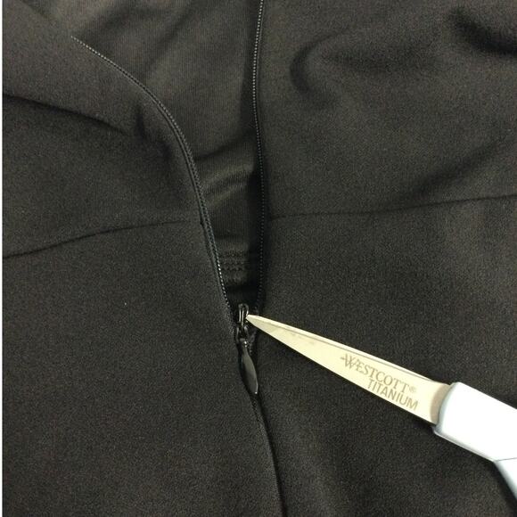 LULU'S SZ M Song of Love Black Off-the-Shoulder Maxi Dress NEW B144 - Picture 6 of 11